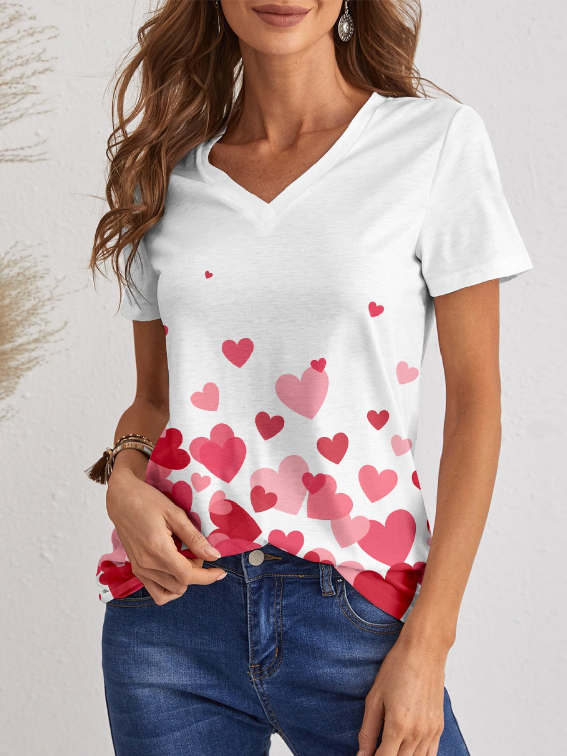 FAM-FAM Heart V-Neck Short Sleeve T-Shirt