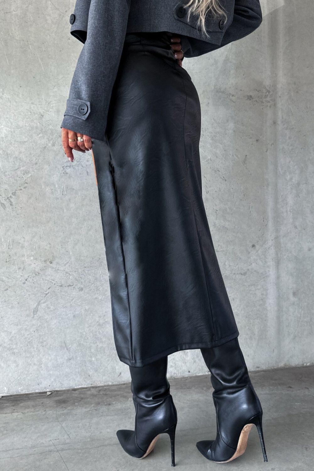 Slit Midi Skirt with Pockets